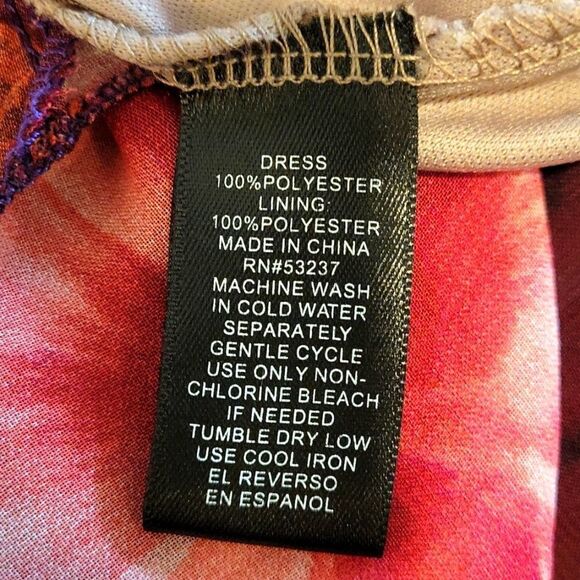 MIIE GABRIELLE MULTI-COLOR FLORAL PRINT DESIGN ROUNDNECK LINE SLEEVELESS DRESS - Picture 14 of 16